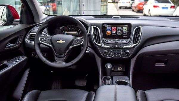 Стартували «живі» продажі нового кросовера Chevrolet Equinox