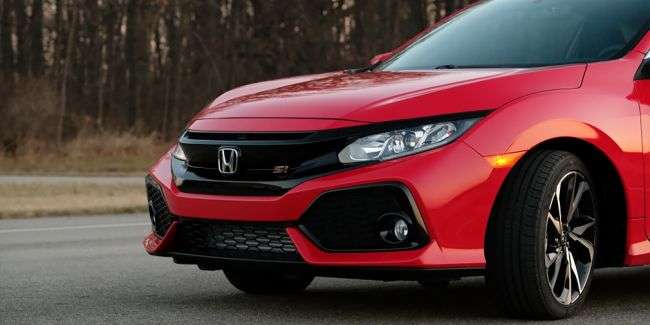 Honda показала новий «підігрітий» Civic