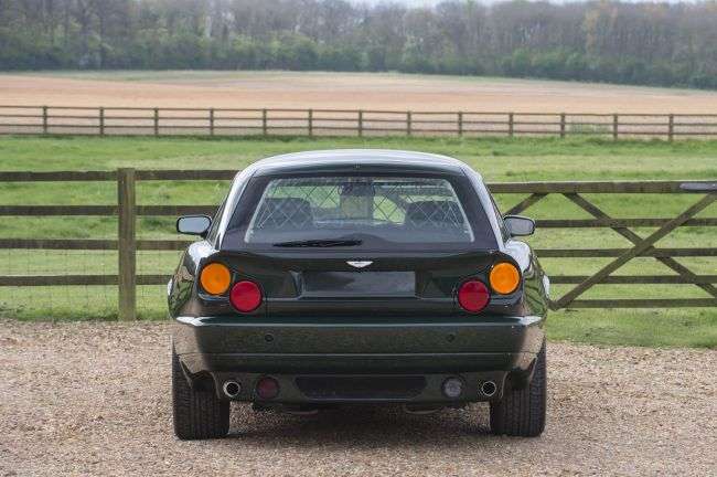 На продаж виставлено Aston Martin, перероблений з купе в універсал