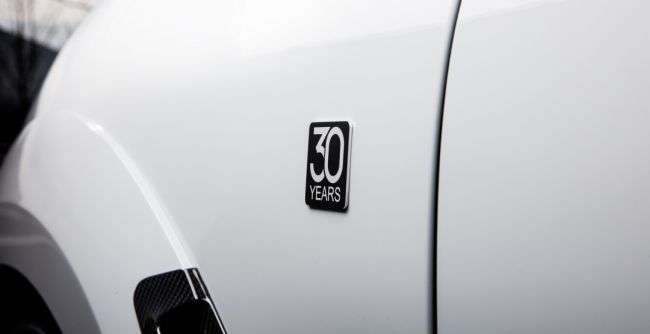 Офіційно представлений ювілейний Porsche Cayenne Magnum Sport Edition 30 Years