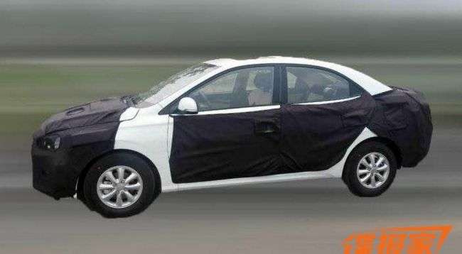 Hyundai тестує седан, який буде дешевше Solaris