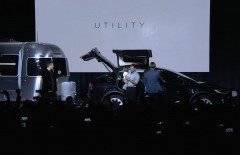 Презентація: Новий Tesla Model X нові подробиці [Фото і відео]