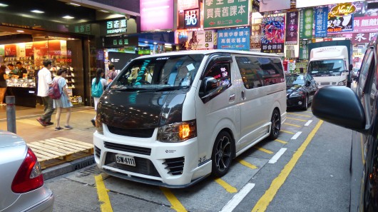 У Гонконзі найпопулярнішими автомобілями є мінівени та мікроавтобуси