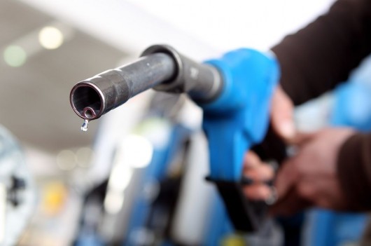 Чому преміум бензин є марною тратою грошей для більшості автомобілів