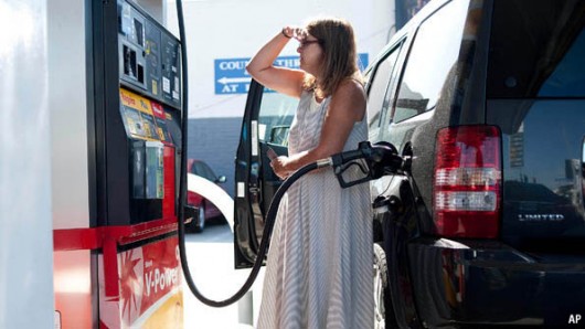 Чому преміум бензин є марною тратою грошей для більшості автомобілів