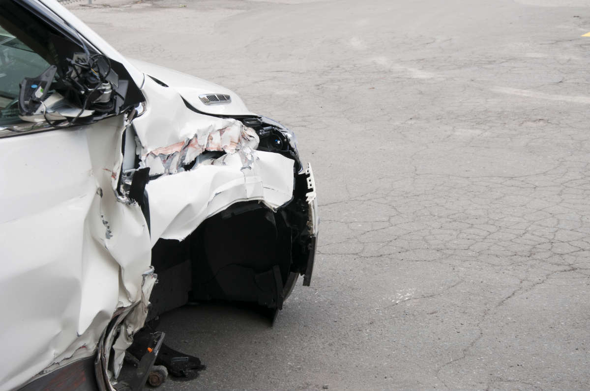 Як відшкодувати шкоду заподіяну автомобілю з вини дорожніх служб