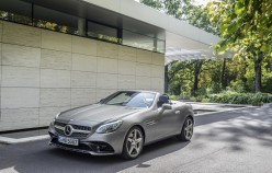 Нова фотогалерея оновленого Mercedes SLC