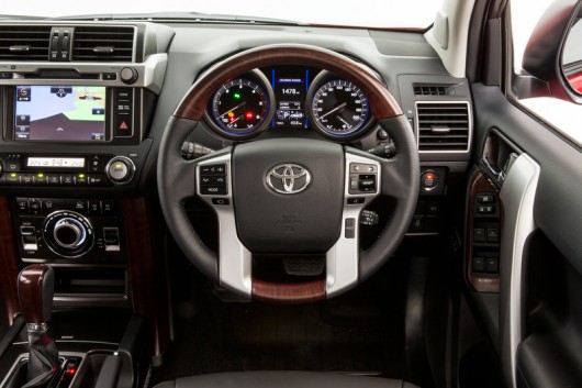 2016 Toyota Land Cruiser Prado: Огляд