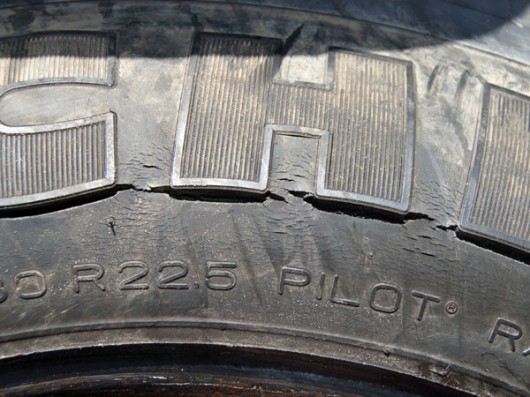 Десять ознак зносу шин, які вам можуть розповісти про стан автомобіля