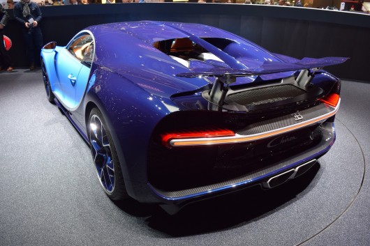 Bugatti Chiron на автосалоні в Женеві 2016
