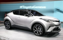 У Женеві показали довгоочікувану новинку - Toyota C-HR