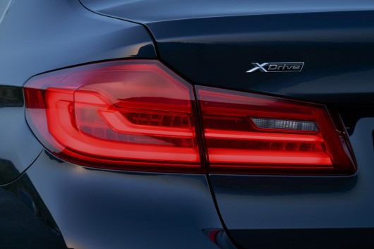 Фотографії та перші технічні характеристики нового BMW 5 Series