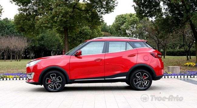 В Мережі опубліковані фото серійного кросовера Zotye T300