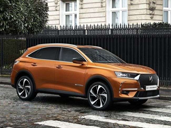 Флагманський кросовер DS — 7 Crossback може приїхати в Росію