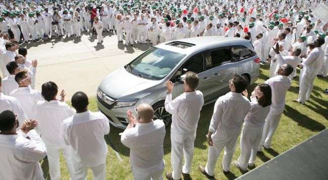 У США стартувало серійне виробництво нового покоління Honda Odyssey