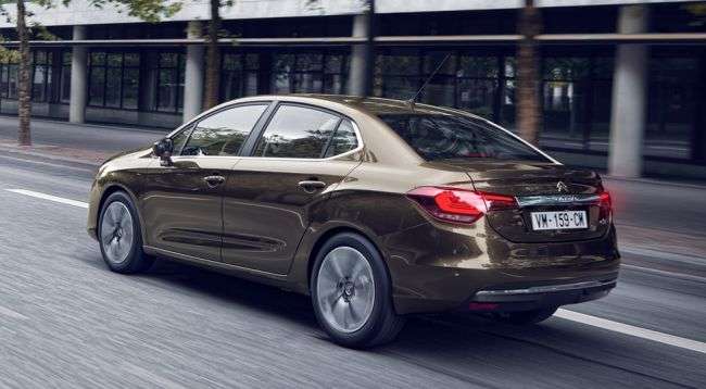 Citroen оголосив про відкликання 339 Citroen C4
