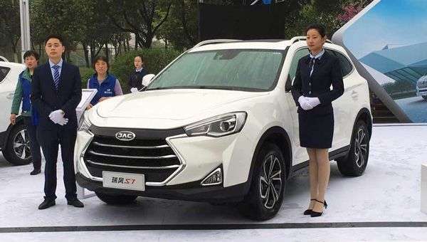 JAC оголосив про старт офіційних продажів нового позашляховика S7