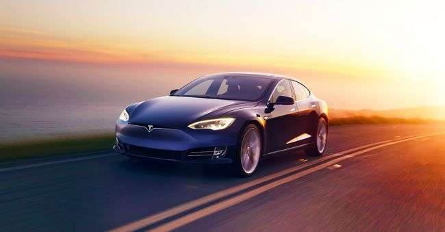 За перший квартал 2017 року в Росії продано 13 електрокарів з них 10 штук Tesla