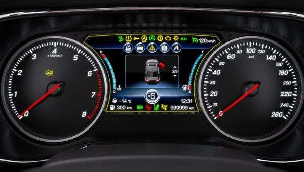 Mazda 6 перетворили в преміальний седан Hongqi H5