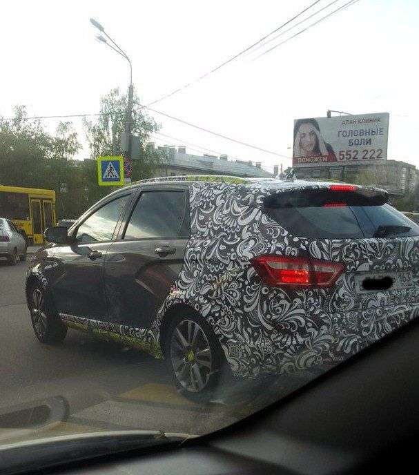 Новий універсал Lada Vesta помітили без камуфляжу