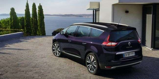 Renault презентувала Scenic і Grand Scenic у версії Initiale Paris