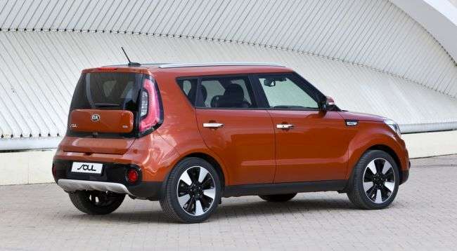Kia оголосила рублевий цінник на оновлений Soul з новим мотором