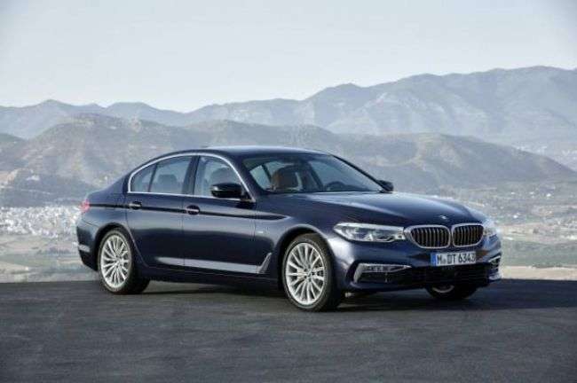 Ціну на саму доступну версію 5-Series BMW оголосила