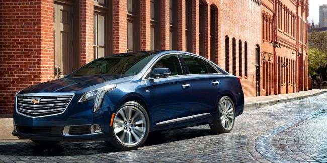Представлений оновлений седан Cadillac XTS