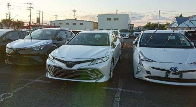 У Мережі зявилися «живі» фото Toyota Camry нового покоління