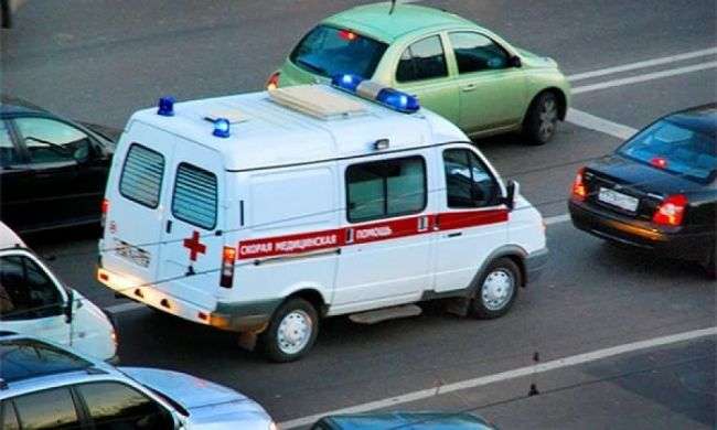Ford навчить пропускати автомобілі з «мигалкою»
