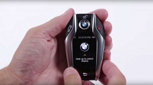 Відео: Ключ-брелок нового покоління BMW 7-series