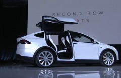 Презентація: Новий Tesla Model X нові подробиці [Фото і відео]