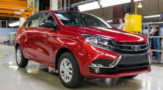 Lada XRAY сфотографували на складальної лінії