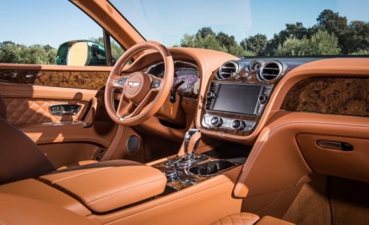 2017 Bentley Bentayga: Огляд позашляховика