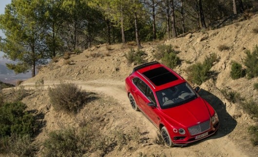 2017 Bentley Bentayga: Огляд позашляховика