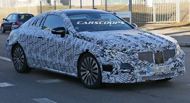 Мерседес почав тестувати нову двухдверку E Class