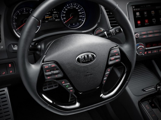 Kia K3, Forte, Cerato на автосалоні в Детройті 2016