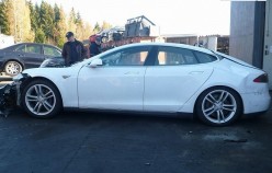Tesla Model S, перевірка безпеки в польових умовах