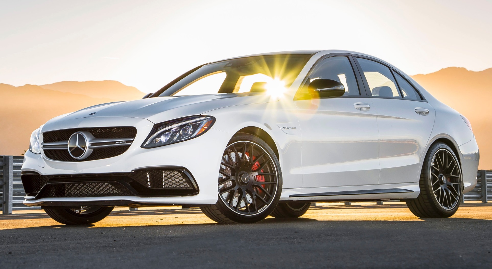2015 Mercedes C-Class: Що потрібно знати перед купівлею