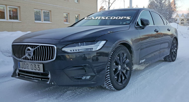 Volvo S90 в обважуванні R-Design