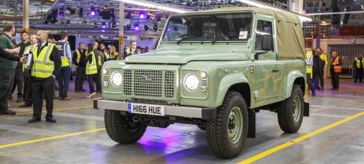 Останній примірник Land Rover Defender зійшов з конвеєра заводу