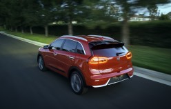 2017 Kia Niro (Hybrid Crossover) на автосалоні в Чикаго 2016
