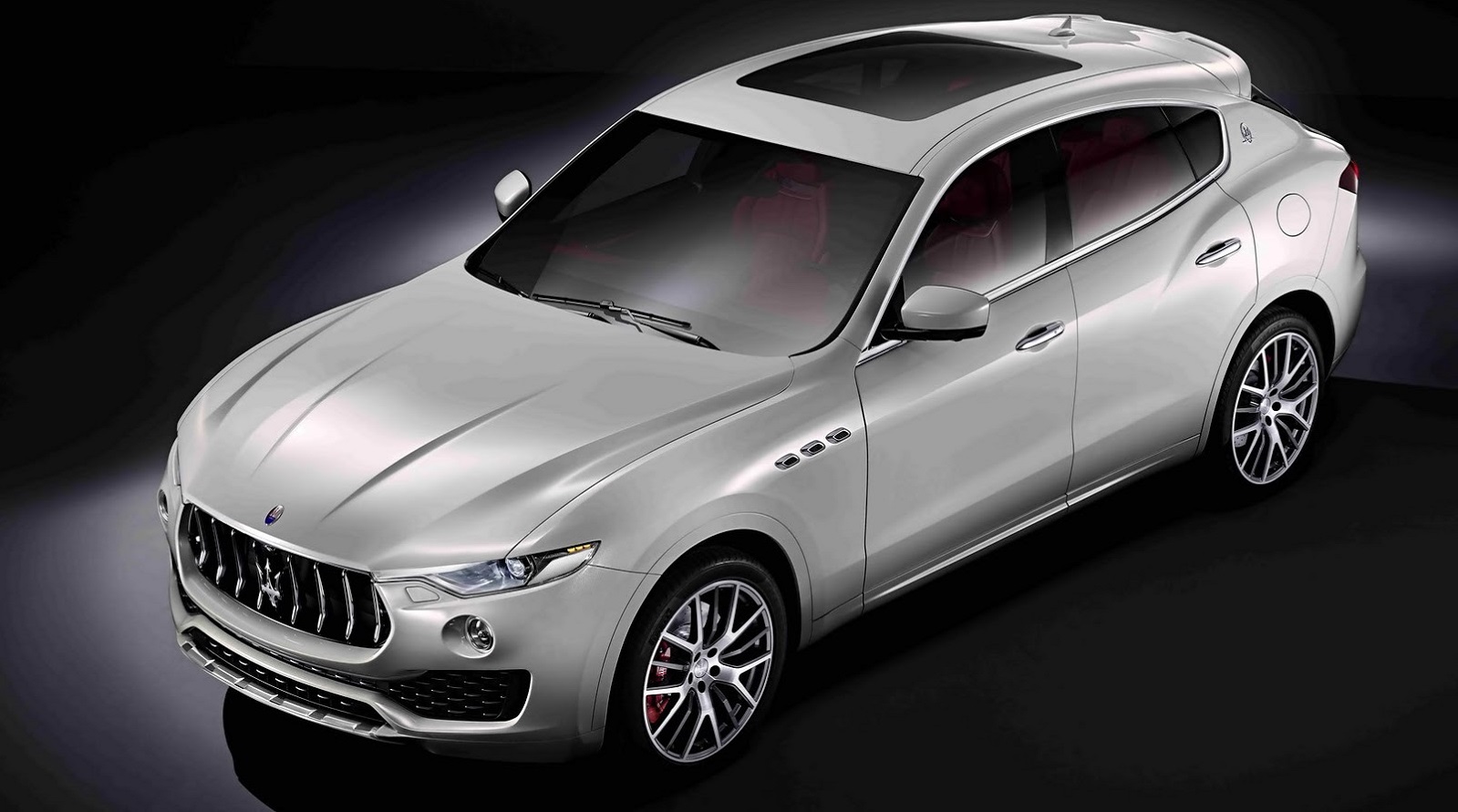 2017 Maserati Levante, офіційно показав свій перший кросовер