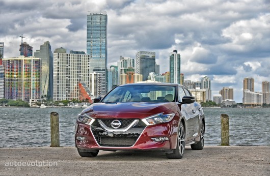 Огляд: 2016 Nissan Maxima