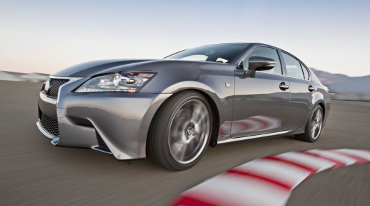 Lexus пятий рік поспіль став найбільш надійною маркою у світі