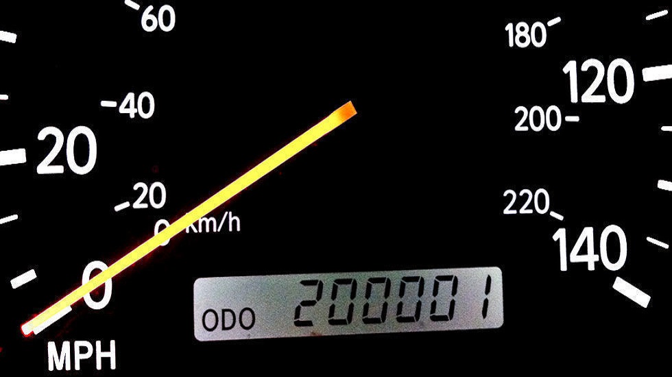 Будь автомобілів з пробігом понад 300 тис. км. більше на дорогах