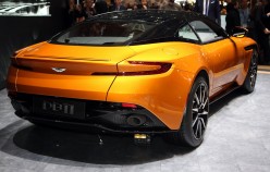 Aston Martin DB11 на автосалоні в Женеві 2016