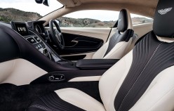 Aston Martin DB11 на автосалоні в Женеві 2016