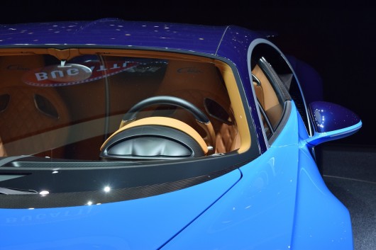 Bugatti Chiron на автосалоні в Женеві 2016