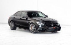 Brabus Mercedes-C63 AMG S на автосалоні в Женеві 2016